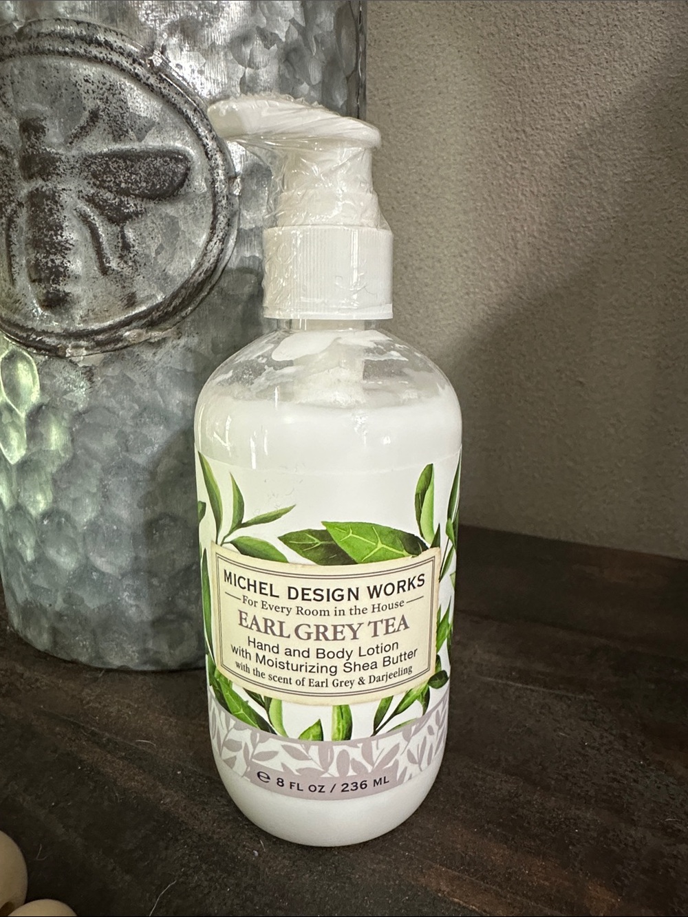 New Michel Design Works Earl Grey Tea Hand & Body Lotion